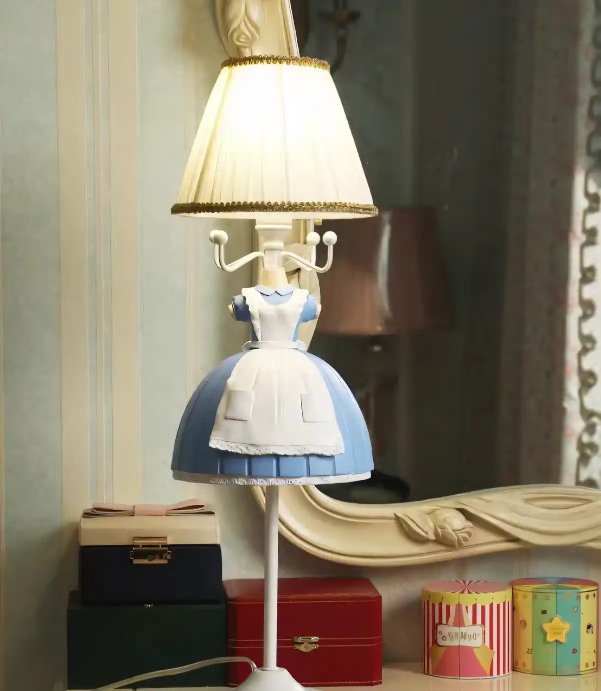 Keisha Table Lamp