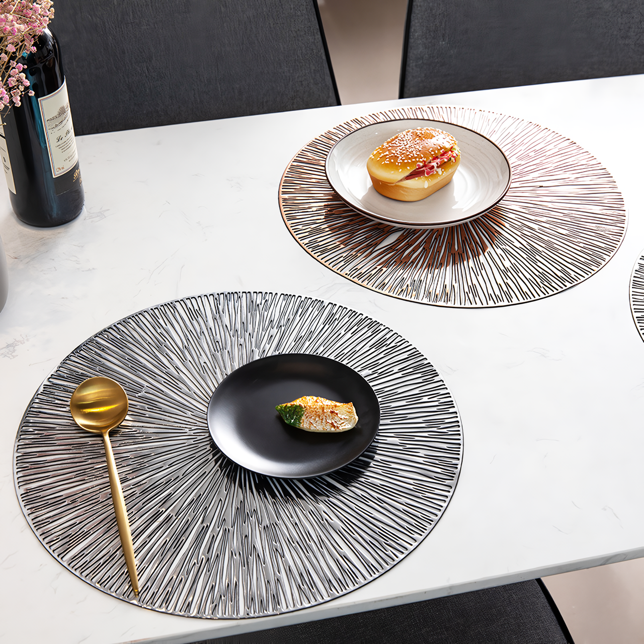 Akiko Table Cloth